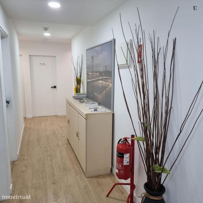 Quarto - localizado em Picoas Lisbon