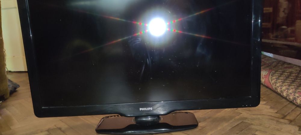 Телевизор Philips 42 д
