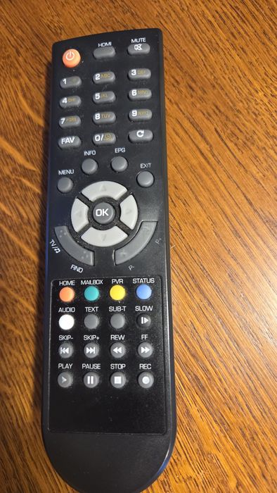 Pilot do dekodera telewizyjnego / set-top boxa