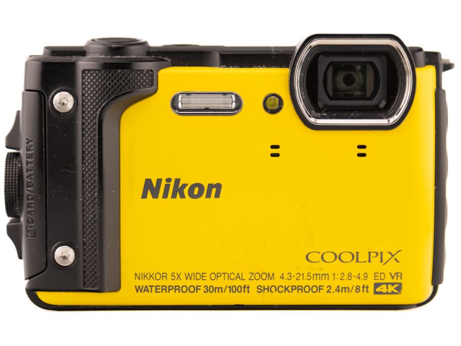 Aparat cyfrowy Nikon Coolpix W300 z Ładowarką USB