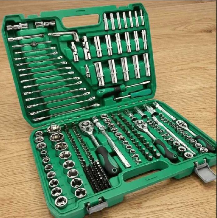 Продам набор профессиональных инструментов NEW TOOLS-216 (50270-NT216) на 216 ключей головок Набір інструментів ключів торцевих головок 216 предметів