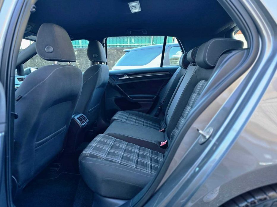 VOLKSWAGEN GOLF VII GTD 2.0TDI 184CV "LOOK GTI"