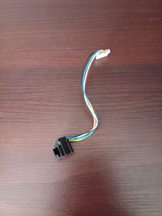 Port pedałów do kierownicy Thrustmaster