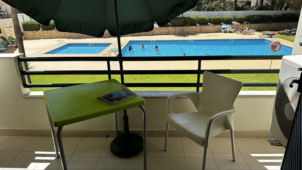 Apartamento T2 Férias Albufeira 6 Pax | Praia da Oura/Sta Eulália 5min | Condomínio Luxo c/ Piscinas+Garagem+AC | Proprietário - Desde 750€/sem