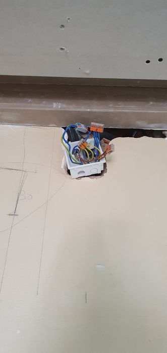 Eletricista Residenciais e Comerciais