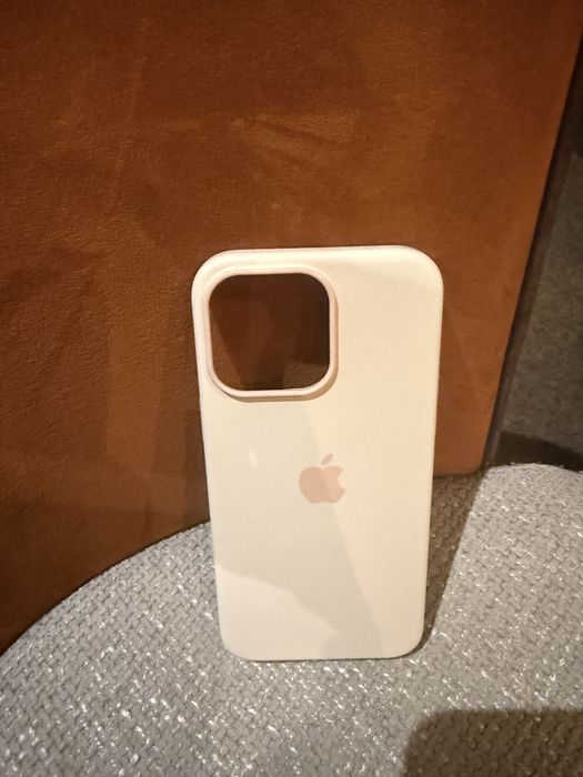 Чехол на Iphone