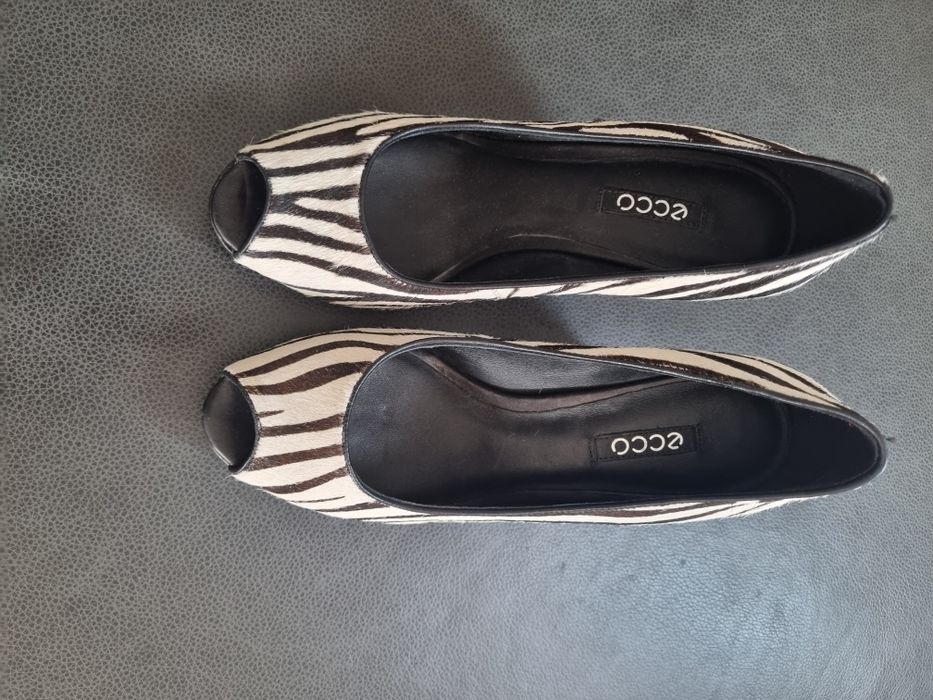 Ecco. Czółenka rozmiar 38. 25 cm