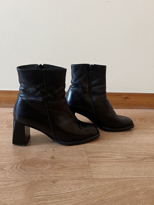 Botas em pele 36 pretas mulher