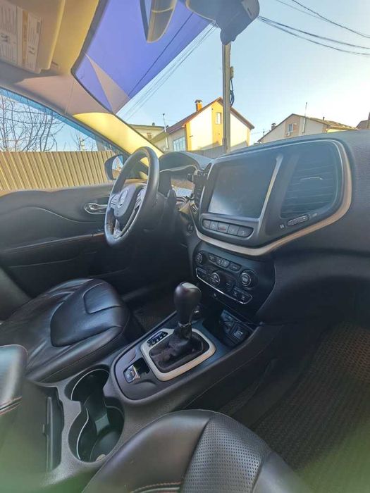 Продам Jeep Cherokee TrailHawk Elit 2015/2016