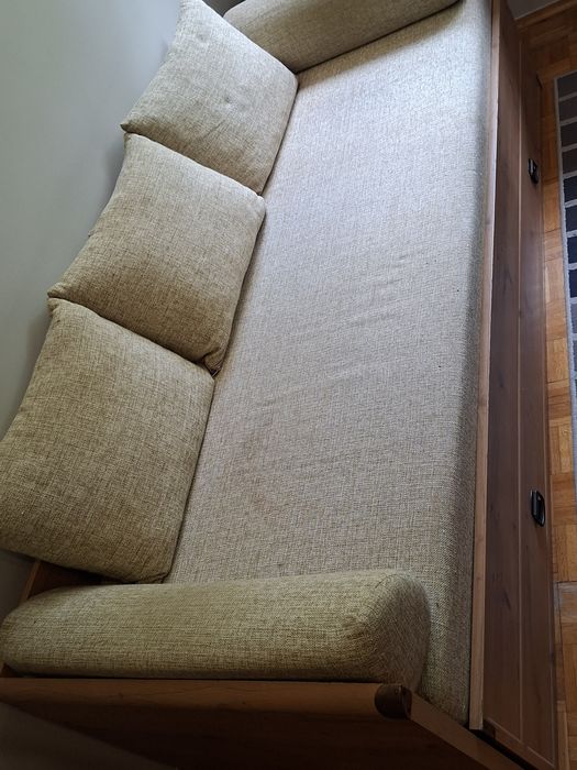 Sofa rozkładana do salonu lub sypialni