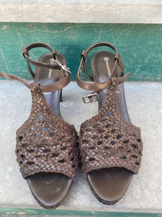 Sapatos salto Rockport