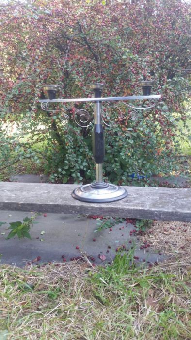 Świecznik że stali nierdzewnej  3 ramienny.