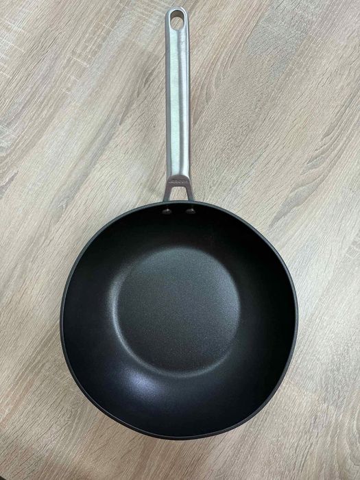 samoa wok z powłoką zapobiegającą przywieraniu