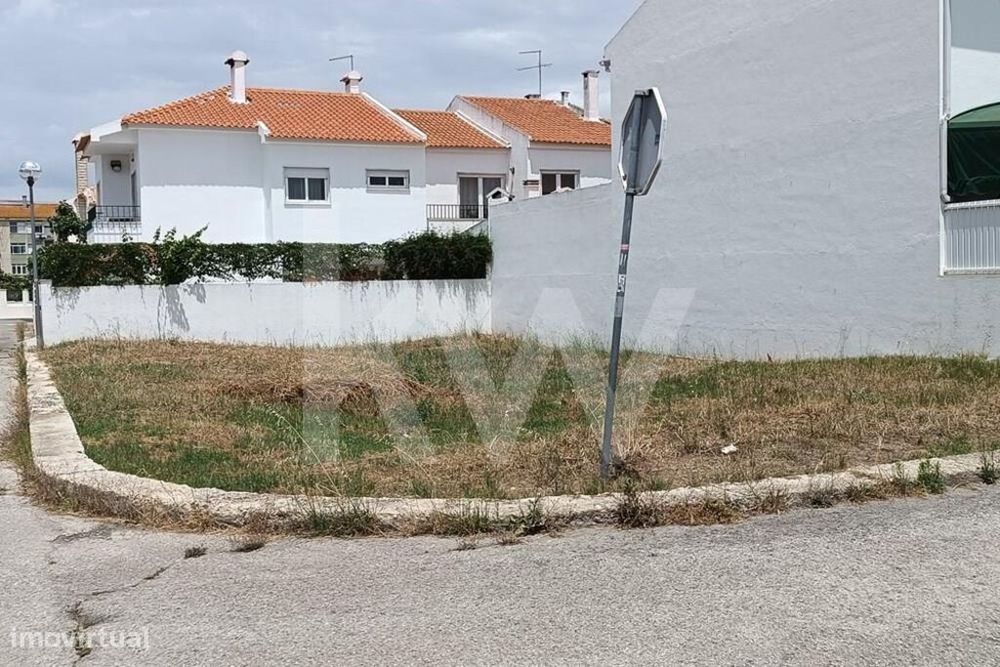 Lote de Terreno para construção na Moita — Moita, Setúbal