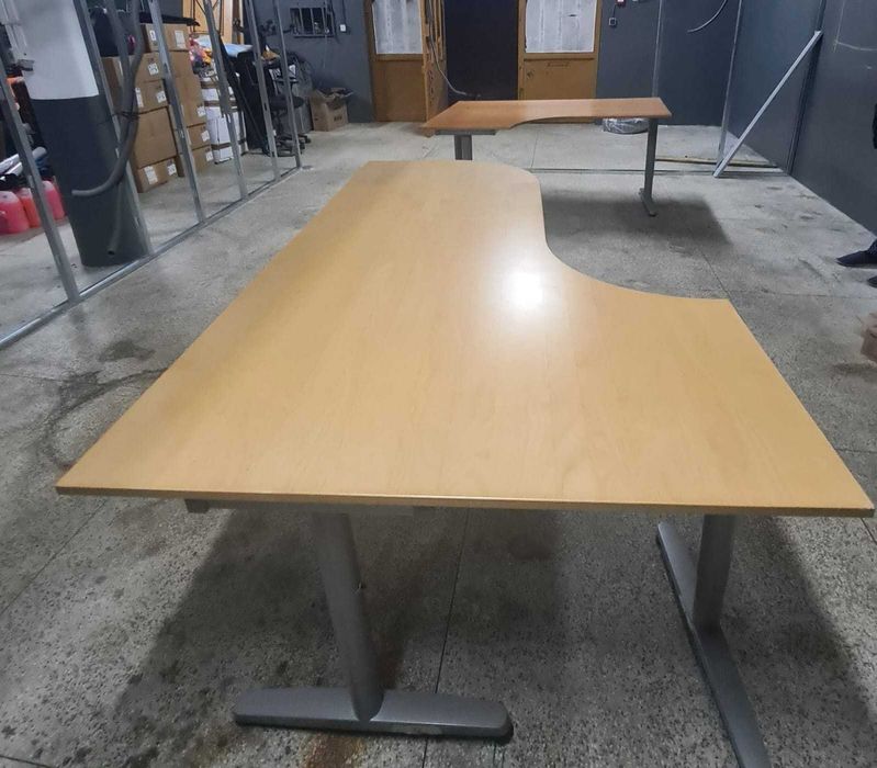 Mesas de Escritório como Novas