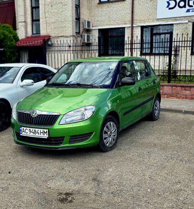 Skoda fabia 2 покоління