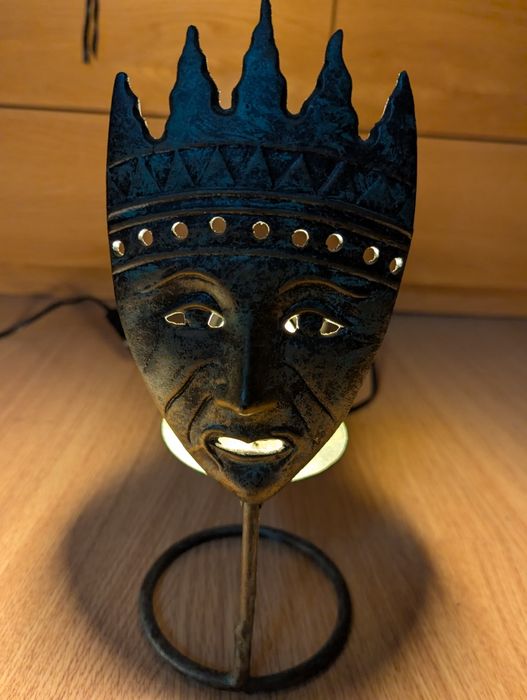 castiçal em ferro feito artesanalmente