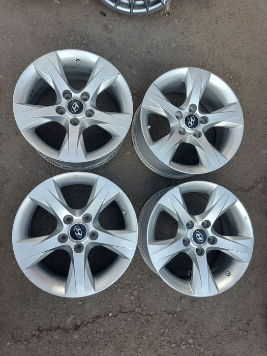 R16  5×114.3  ET 40  диски титани R16