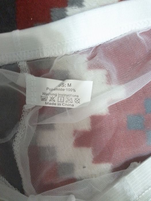 Białe bokserki przezroczyste