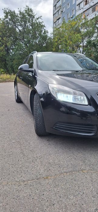 Продам Opel insignia