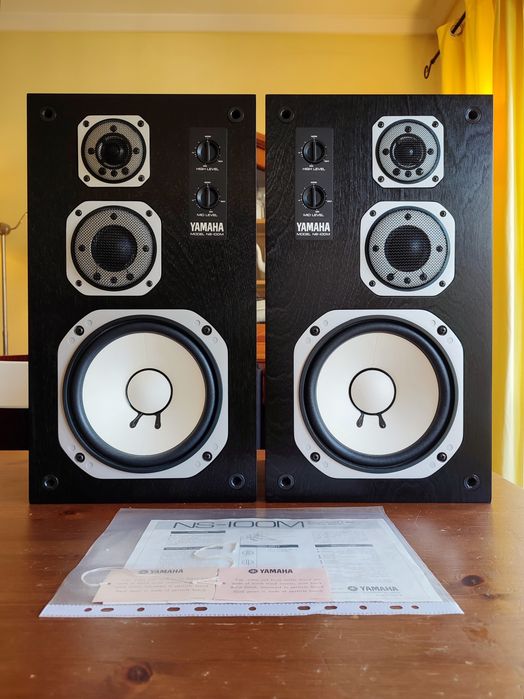 Yamaha NS-100M Colunas Monitoras de Referência