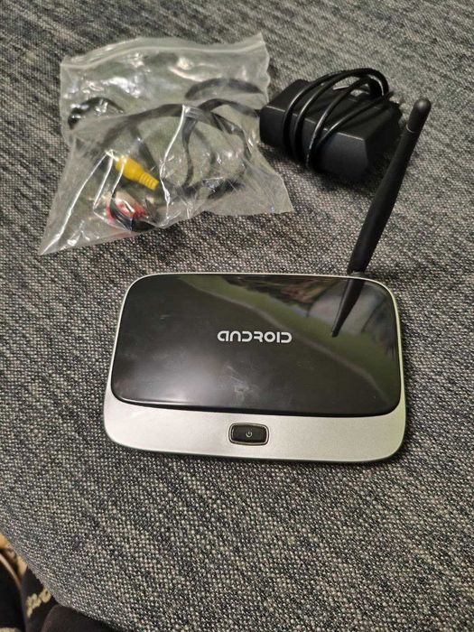 Продам приставку Smart TV Alfacore Pro