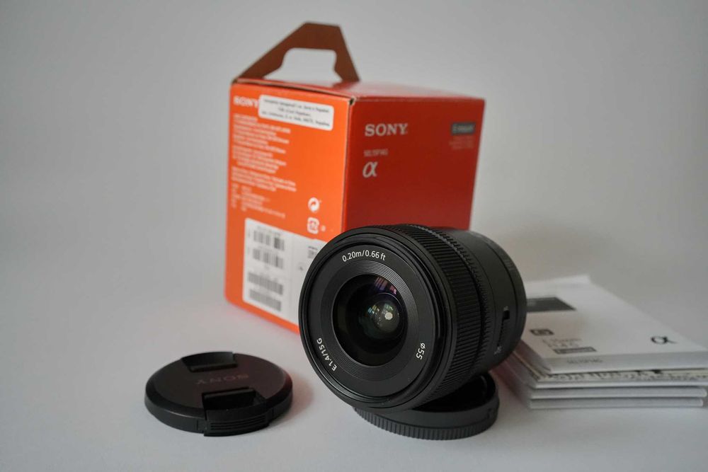 Об'єктив Sony E 15mm f/1.4 G (SEL15F14G) у відмінному стані