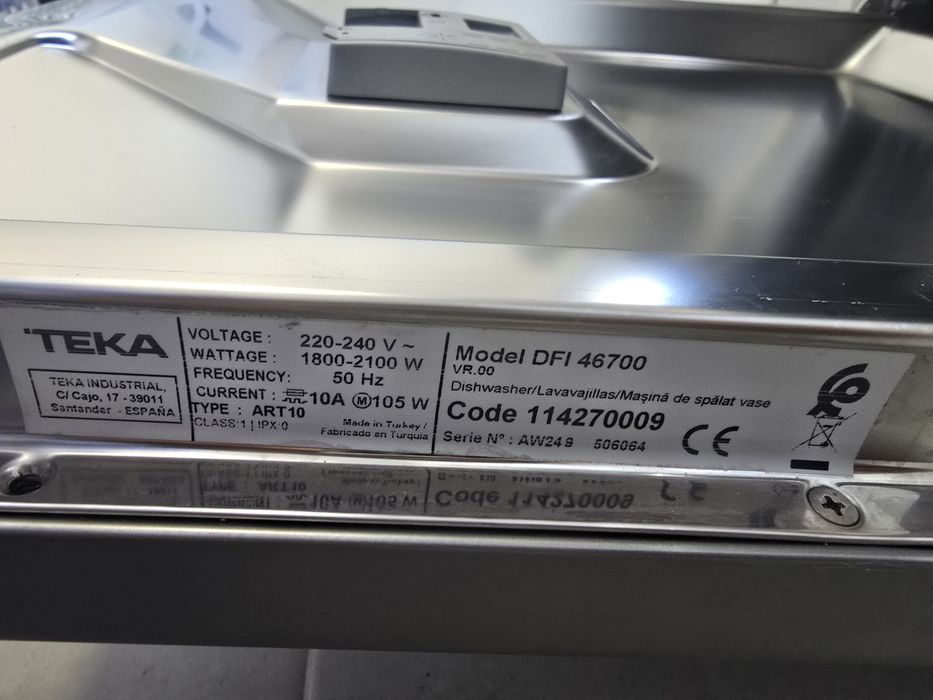 Teka DFI 46700 Encastre – Avariada – 1 Ano de Uso – Para Reparação/Peças