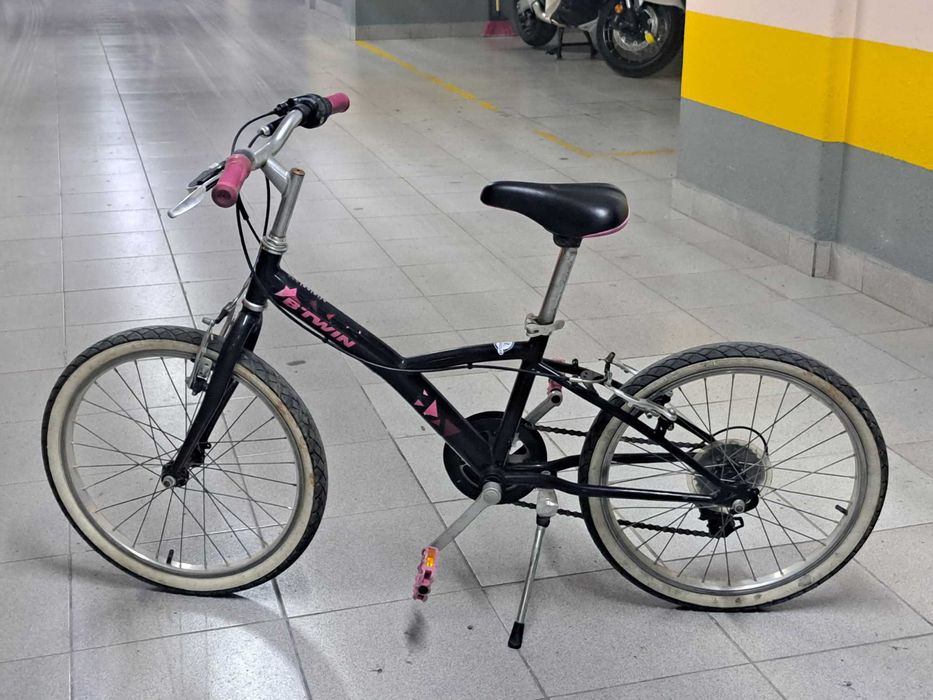 Bicicleta criança btwin bom estado