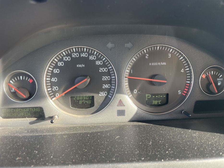 Volvo XC90 2.4d  4х4 АКПП на ЗСУ