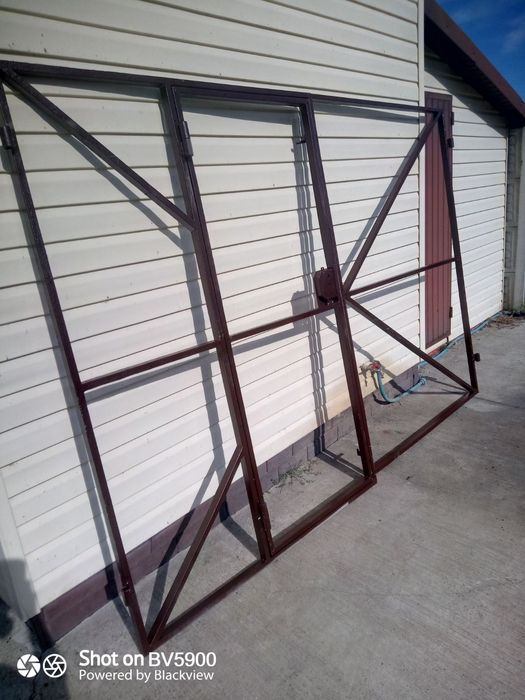 Каркас для гаражу