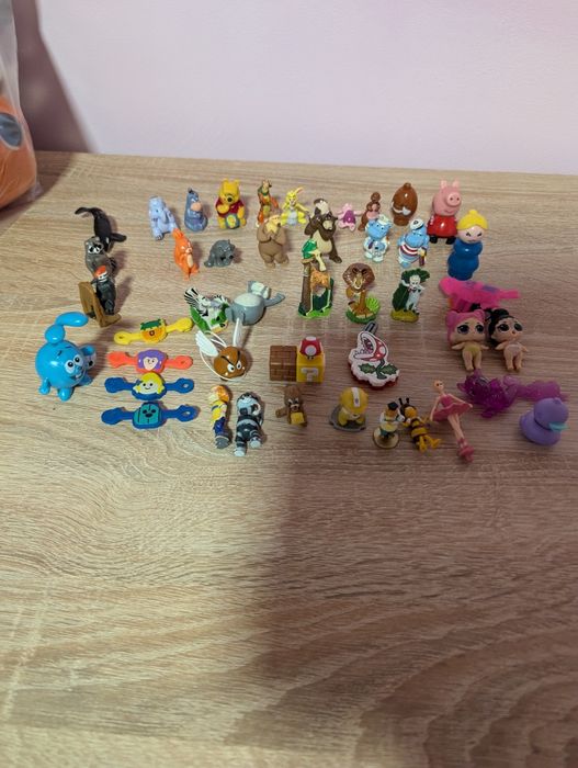 Продаю іграшки Кіндер сюрприз