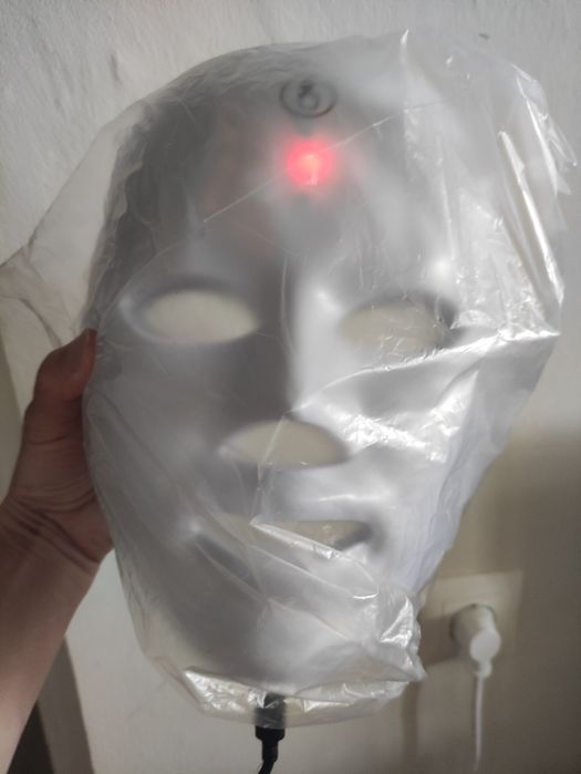 Світлодіодна маска для обличчя LED maska