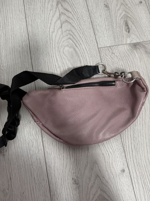 Барсетка рожева.