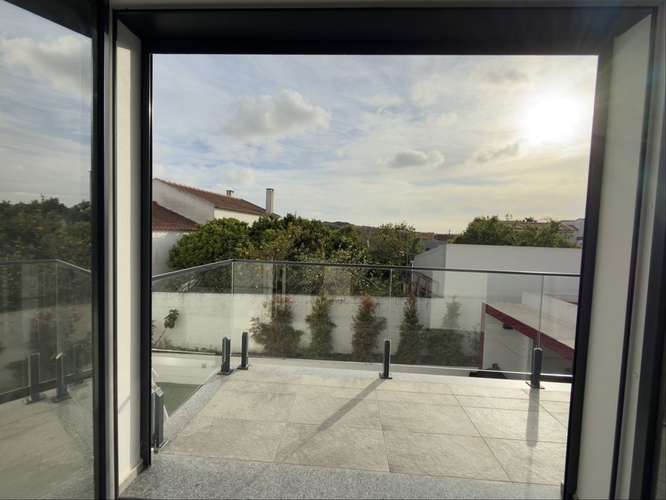 Apartamento T2 moderno em Nadrupe, Lourinhã
