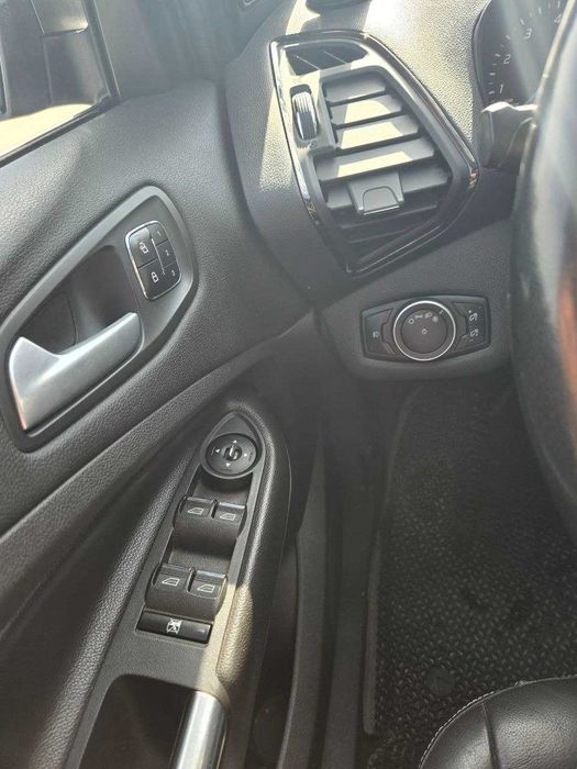 Продам Ford Escape Titanium 2.0 EcoBoost (2015)