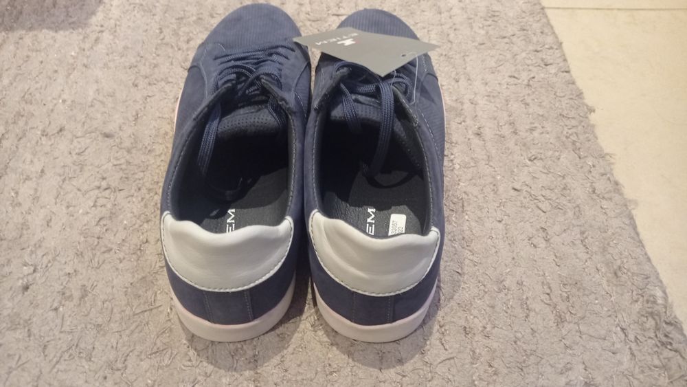 Tênis para homem da Etiem