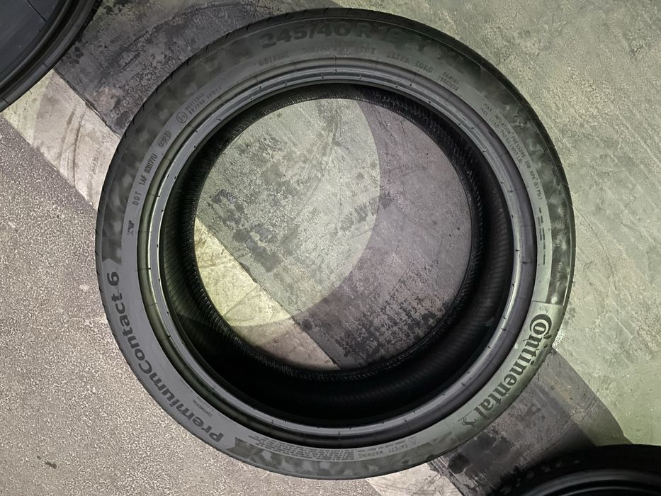 245/40/19 continental premium contact6