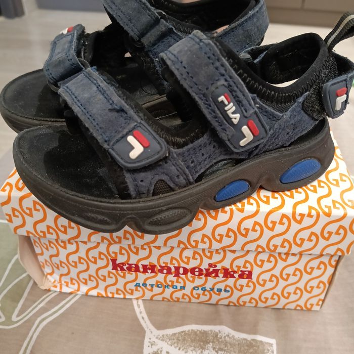 Детские сандалики