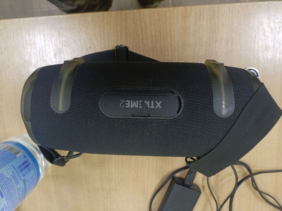 Продам б/у колонку Jbl Xtreme 2