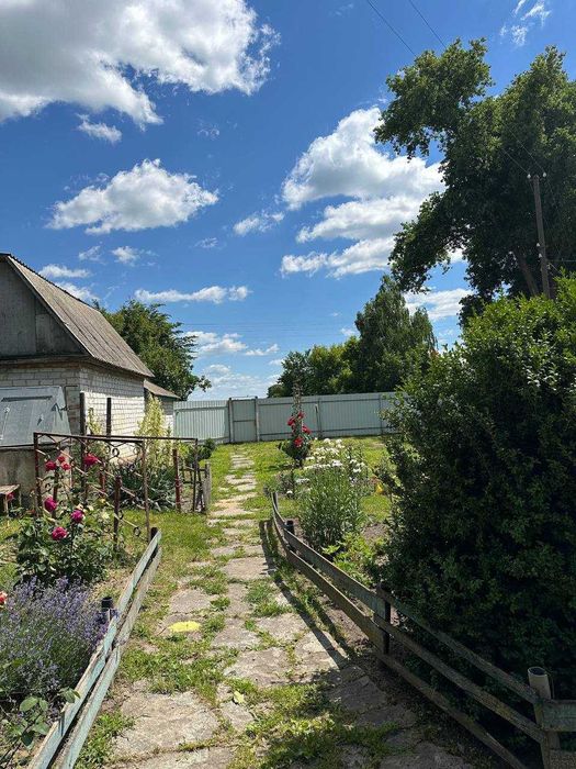 Продаж цегляного будинку з меблями с.Мостище, Козелецький район