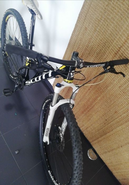 Bicicleta Scott scale team 900