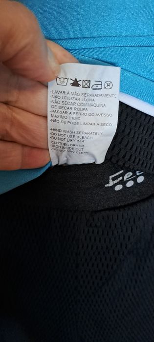 Conjunto calças e camisola fitness