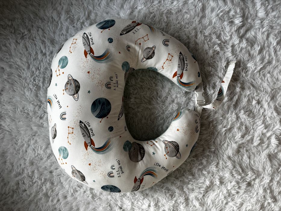 Almofada de amamentação nova