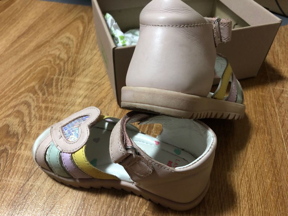 Lasocki Sandałki 24