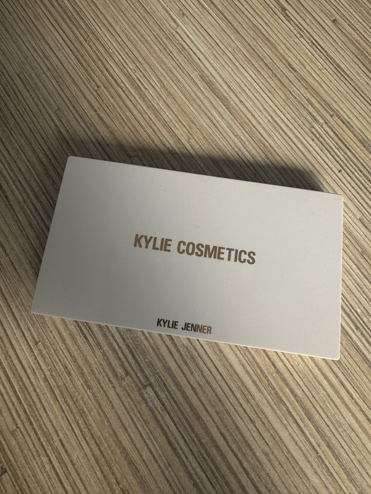 paletka kylie cosmetic