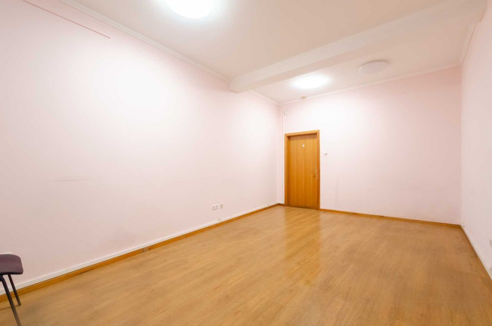 Офіс для психолога, б'юті кабінет на Подолі, 28 м2. ЗАВЖДИ Є ІНТЕРНЕТ!