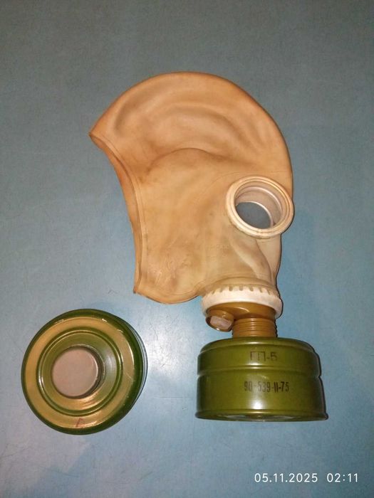 Протигаз з фільтром та запаскою