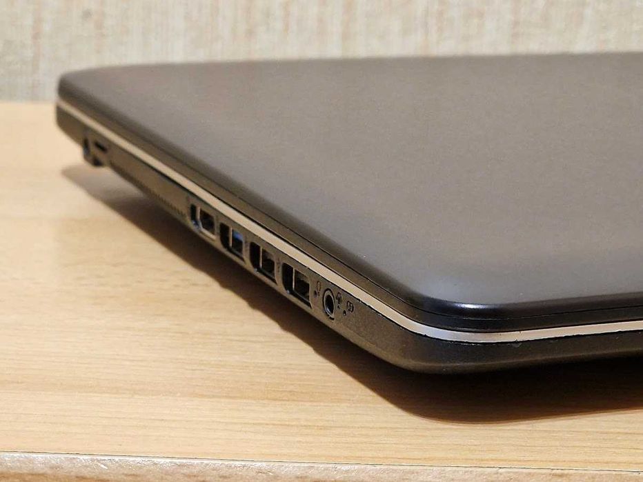 Ігровий сучасний ноутбук Asus NVIDIA GeForce MX110 (2Gb), чотирьох ядерний Intel Pentium N5000 Silver, RAM 4Gb SSD 500Gb, Батарея 5 годин, 0% зносу.