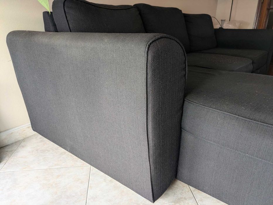 Sofá preto Conforama